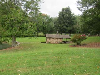 Foreclosed Home - 5700 LAUREL FORK RD, 24366