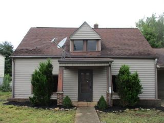 Foreclosed Home - 604 Woodlawn Rd, 24381
