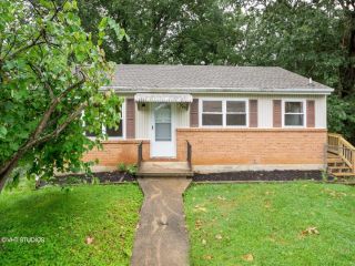 Foreclosed Home - 327 Monument Dr, 24401