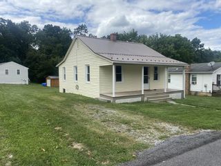 Foreclosed Home - 518 F ST, 24401