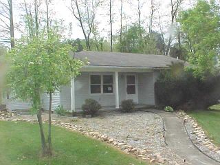 Foreclosed Home - 192 E 39TH ST, 24416