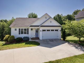 Foreclosed Home - 65 SPRING RIDGE LN, 24435