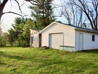 Foreclosed Home - 606 10TH ST, 24441