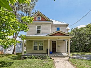Foreclosed Home - 204 HOUSTON ST, 24450