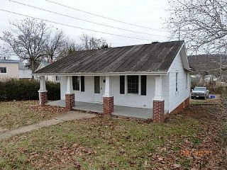 Foreclosed Home - 3733 CAMPBELL AVE, 24501