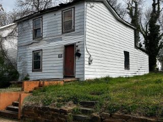Foreclosed Home - 1512 BUCHANAN ST, 24501
