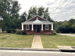 Foreclosed Home - 211 BLUE RIDGE ST, 24501