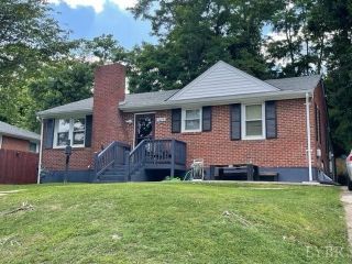 Foreclosed Home - 5019 OXFORD ST, 24502