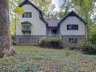 Foreclosed Home - 3015 CRANEHILL DR, 24503