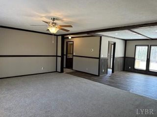 Foreclosed Home - 1011 ROBINSON RD, 24522