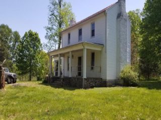 Foreclosed Home - 5609 CHESTNUT FORK RD, 24523
