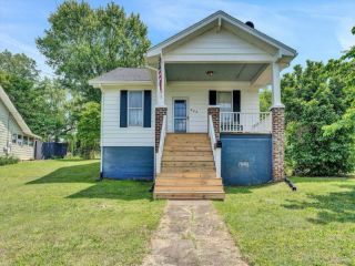 Foreclosed Home - 537 BLUE RIDGE AVE, 24523
