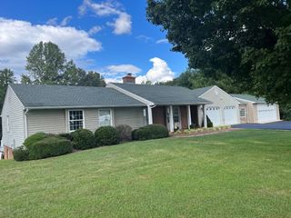 Foreclosed Home - 3017 FANCY FARM RD, 24523