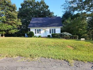 Foreclosed Home - 1210 CUSTER LN, 24523