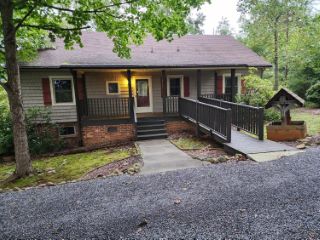 Foreclosed Home - 8079 WHEATS VALLEY RD, 24523
