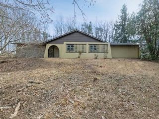 Foreclosed Home - 1180 David Giles Ln, 24527