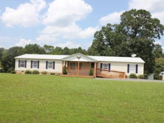 Foreclosed Home - 1182 BENT CREEK RD, 24538