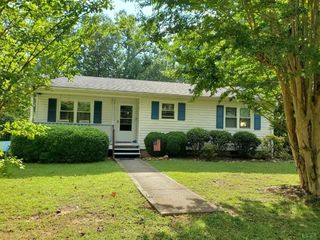 Foreclosed Home - 524 HAWKINS RD, 24550