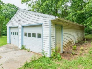 Foreclosed Home - 6830 CHARLEMONT RD, 24556