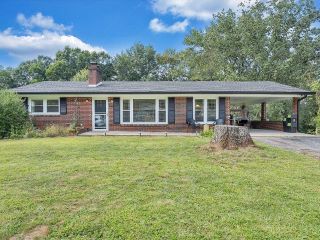 Foreclosed Home - 613 LYNN ST, 24563