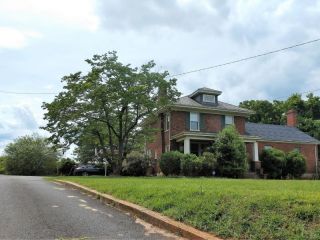 Foreclosed Home - 224 MAIN ST, 24572