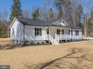 Foreclosed Home - 770 COLES ROLLING RD, 24590