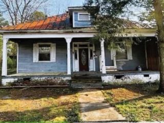 Foreclosed Home - 1321 MOORE ST, 24592