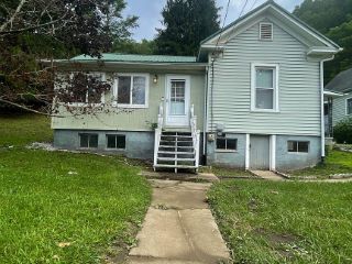 Foreclosed Home - 1220 HILL AVE, 24701
