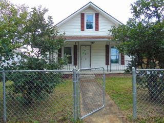 Foreclosed Home - 205 Thornton Avenue, 24740