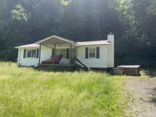 Foreclosed Home - 1321 LOWER WHITEOAK RD, 25009