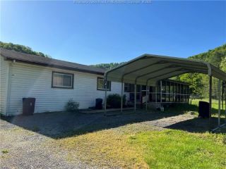 Foreclosed Home - 684 LOWER RIVER RD, 25053