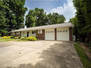 Foreclosed Home - 166 MORRIS ST, 25071