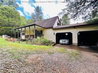 Foreclosed Home - 2422 POCA FORK RD, 25071