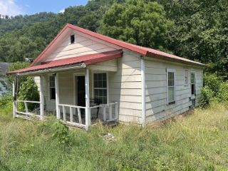 Foreclosed Home - 750 MIDDLE PATCH RD, 25083