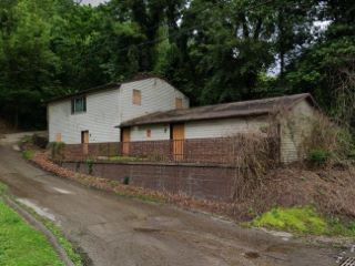 Foreclosed Home - 351 3RD AVE, 25102