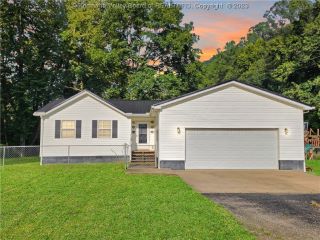 Foreclosed Home - 17 IRONWOOD DR, 25121