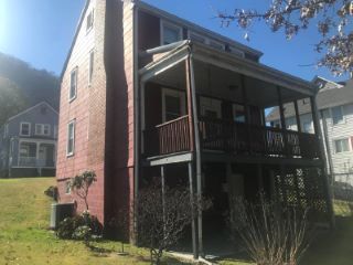 Foreclosed Home - 86 4TH AVE, 25136