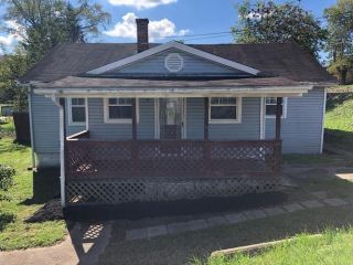 Foreclosed Home - 2820 28th Street, 25143