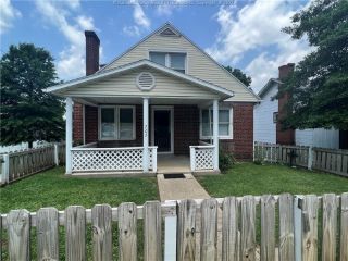 Foreclosed Home - 707 5TH ST, 25265