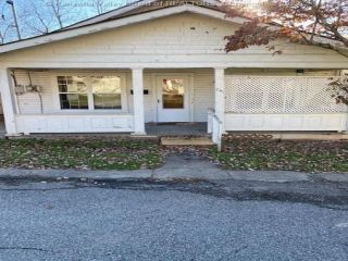 Foreclosed Home - 241 CHAPMAN AVE, 25276