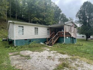 Foreclosed Home - 624 CRESTLYN DR, 25302