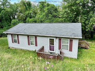Foreclosed Home - 1606 MOUNTAIN RD, 25303