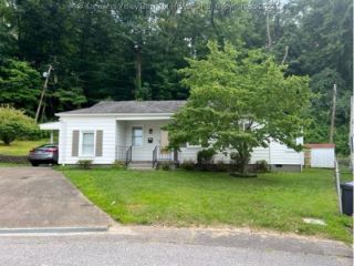 Foreclosed Home - 1021 COVE WAY, 25309