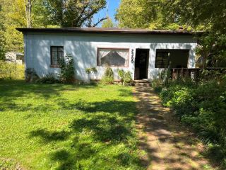 Foreclosed Home - 2300 SCARBERRY LN, 25309