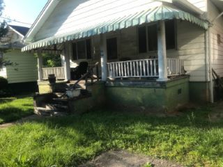 Foreclosed Home - 1552 DIXIE ST, 25311