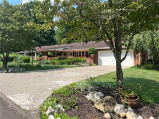 Foreclosed Home - 7025 VALLEY BROOK DR, 25312