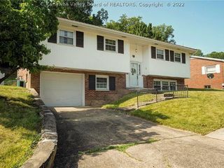 Foreclosed Home - 695 GORDON DR, 25314