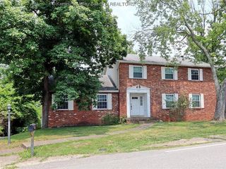 Foreclosed Home - List 100729272