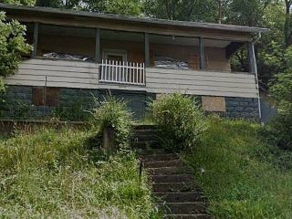 Foreclosed Home - 2330 WASHINGTON ST W, 25387