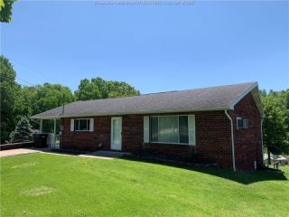 Foreclosed Home - 327 PINEWOOD DR, 25526